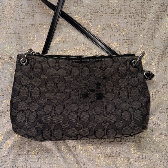 VINTAGE Y2K COACH CHARLEY CROSSBODY IN SIGNATURE COLOR AND MONOGRAM - Picture 7 of 7